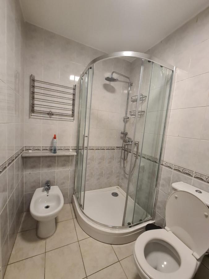 Walnut Apartment - Private Garage Sarajevo Eksteriør billede